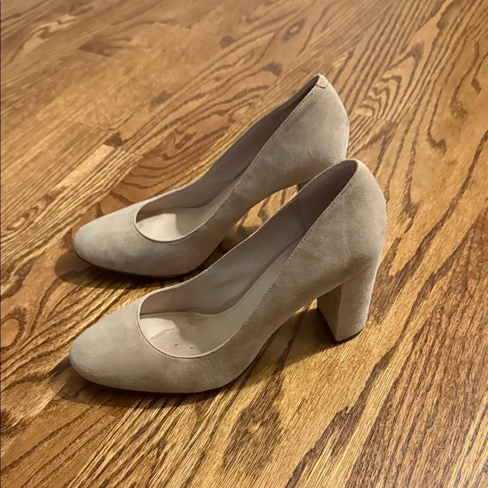Louise et Cie Beige Leather Heels size 9